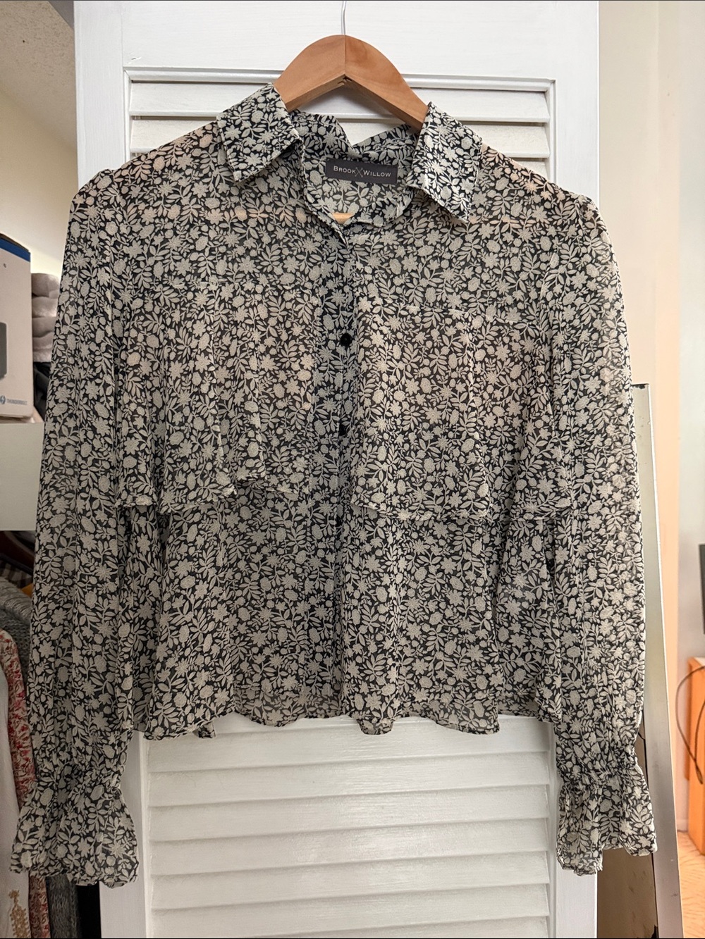 Women's Black and Cream Floral Button-Front Jacket